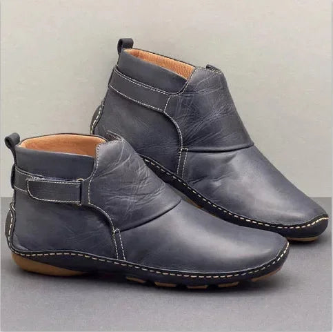 Modische und stützende orthopädische Stiefel