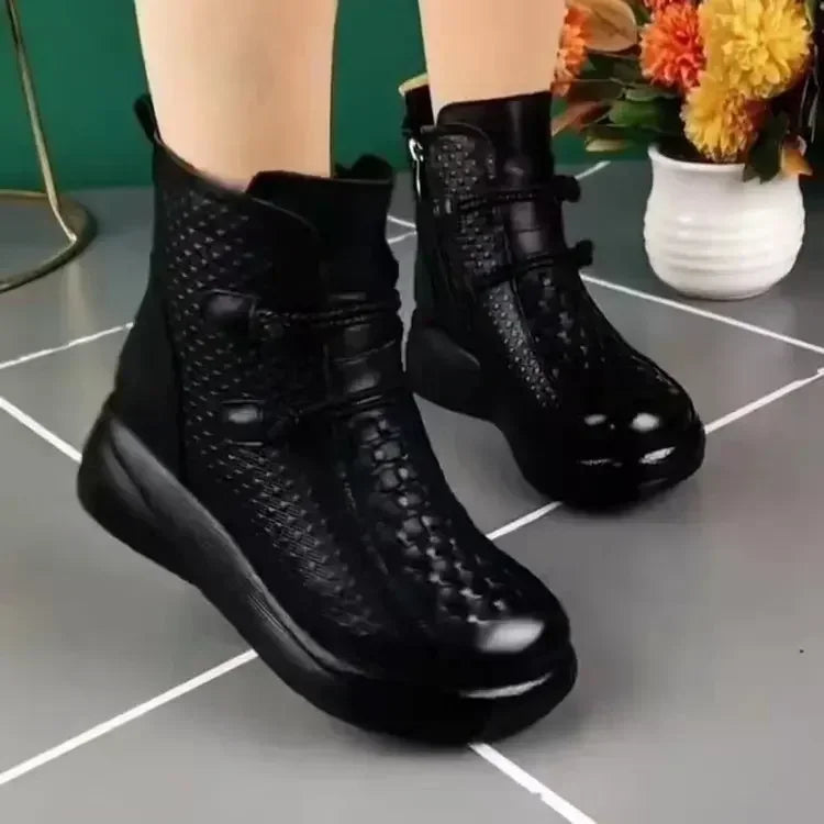 Bequeme und modische orthopädische Stiefel