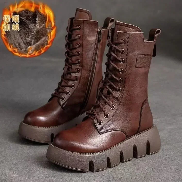 Lässige und stützende orthopädische Stiefel