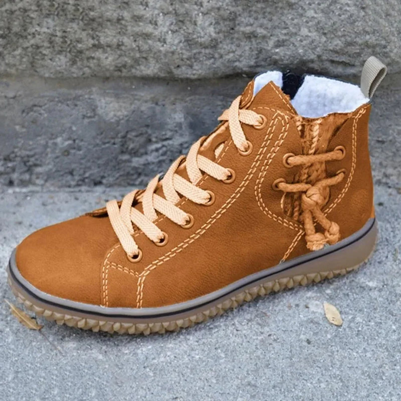 Lässige und stützende orthopädische Stiefel
