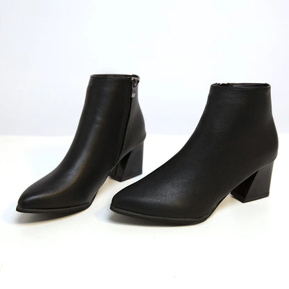 Stützende und stilvolle orthopädische Stiefel