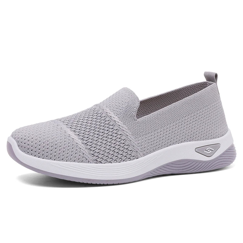 Bequeme und modische orthopädische Slipper