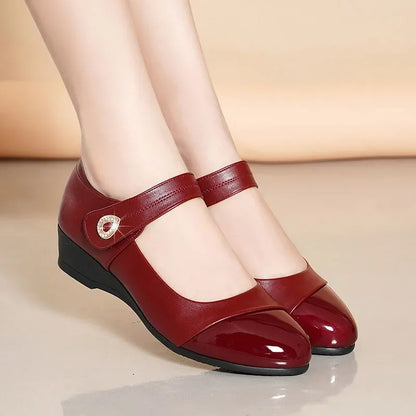 Stützende und stilvolle orthopädische Schuhe