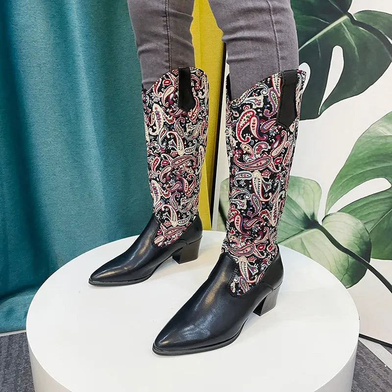 Stützende und stilvolle orthopädische Stiefel