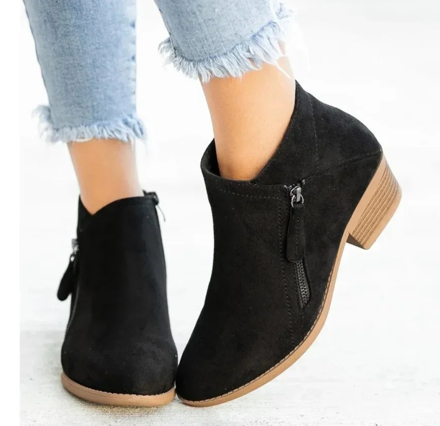 Stützende und stilvolle orthopädische Stiefel