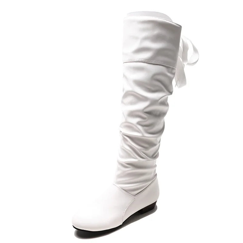Modische und stützende orthopädische Stiefel