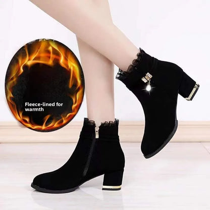 Stützende und stilvolle orthopädische Stiefel