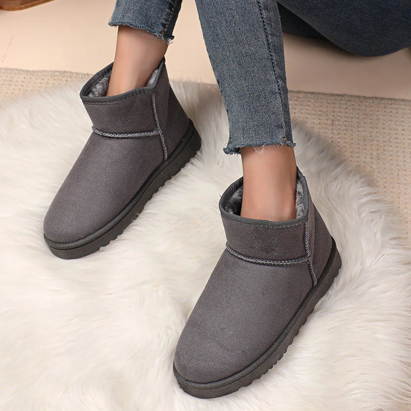 Modische und stützende orthopädische Stiefel