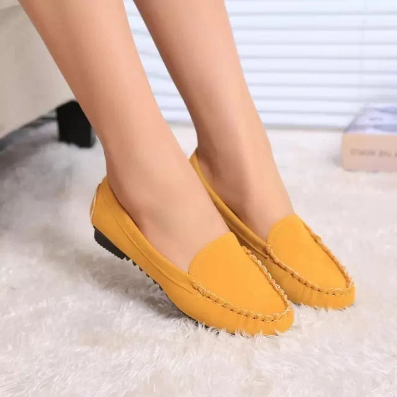 Stützende und trendige orthopädische Schuhe