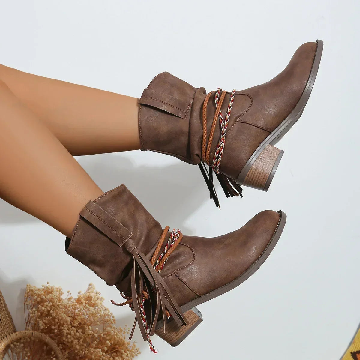 Lässige und stützende orthopädische Stiefel