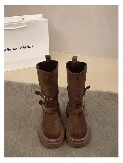 Maßgeschneiderte und bequeme orthopädische Stiefel