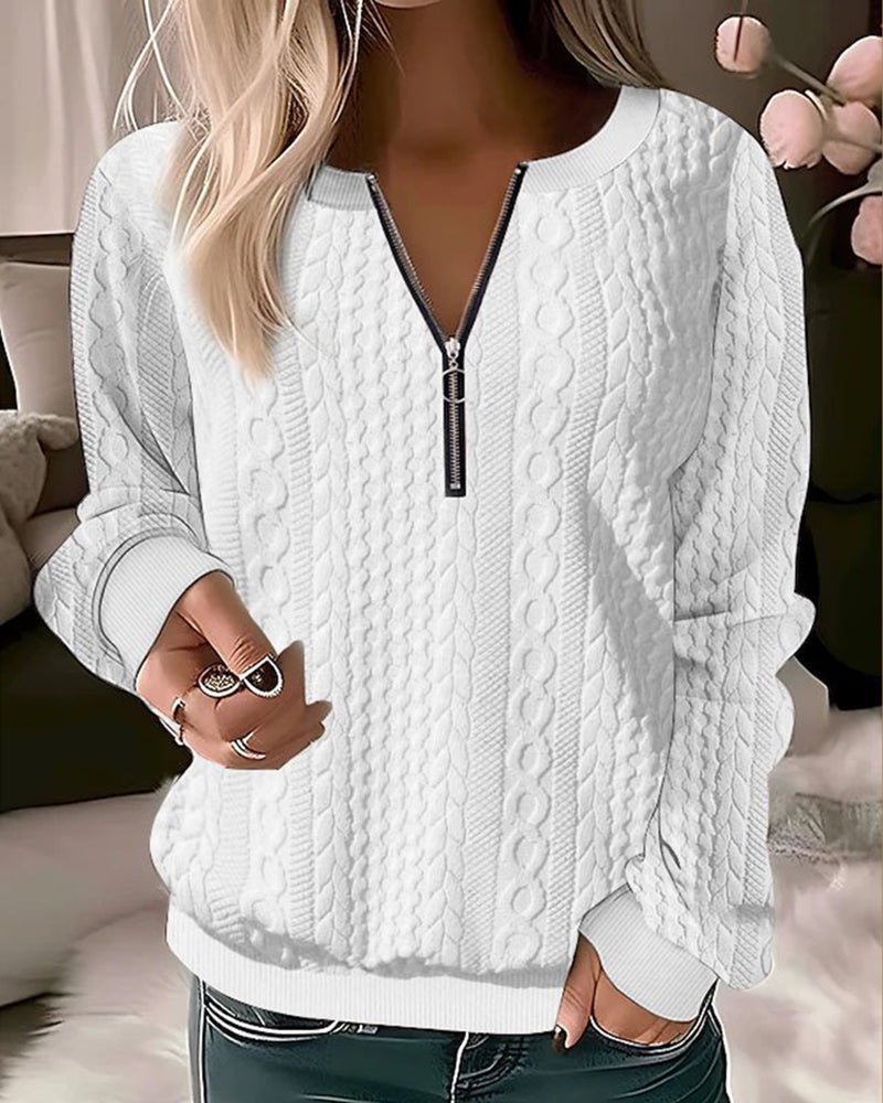 Anmutig gestaltete Pullover
