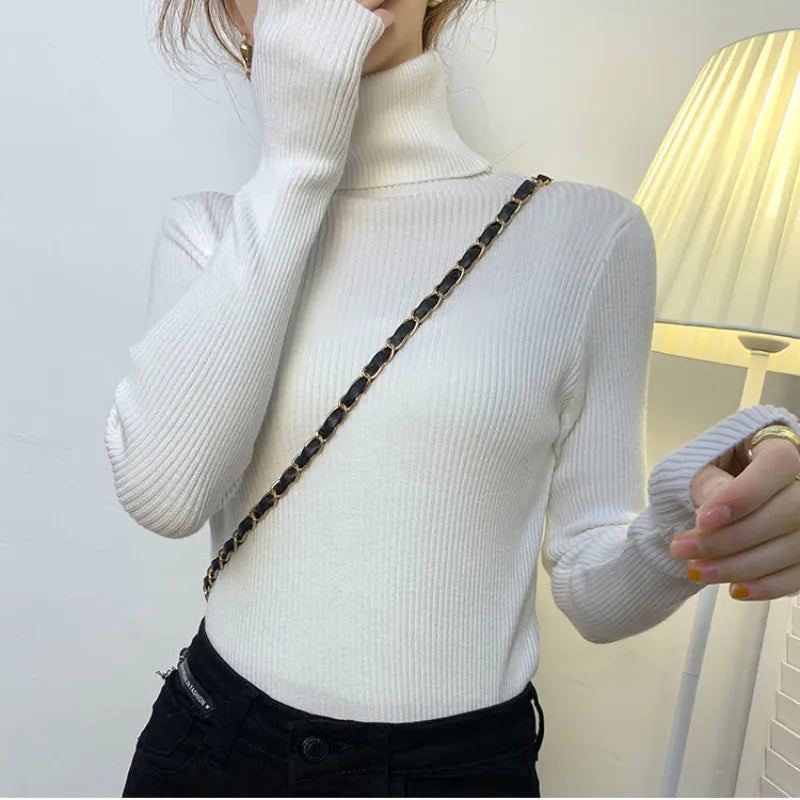 Elegant gestaltete Pullover