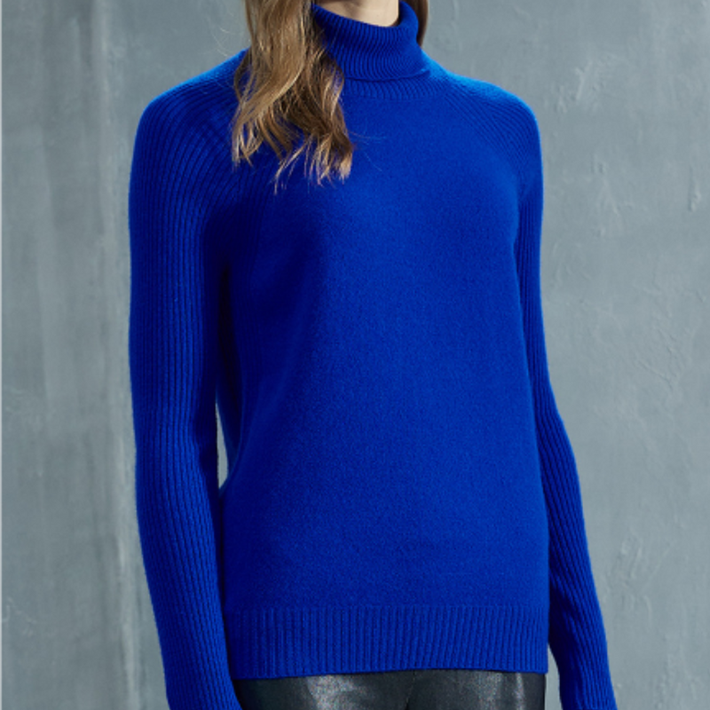 Klassisch gestaltete Pullover