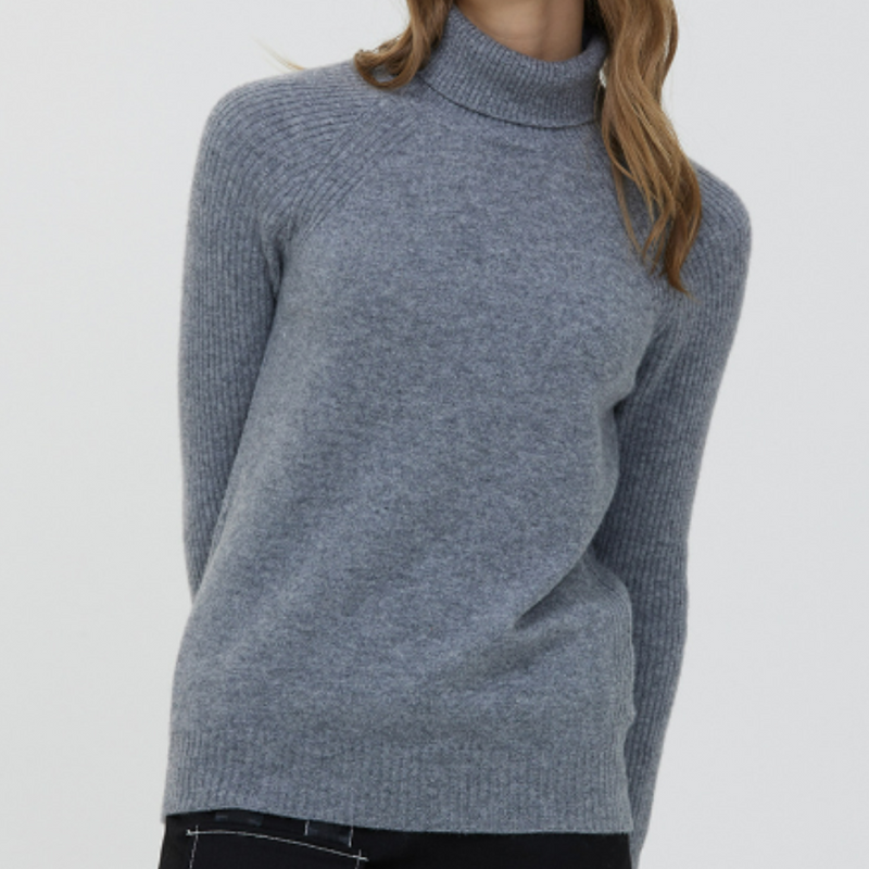 Klassisch gestaltete Pullover