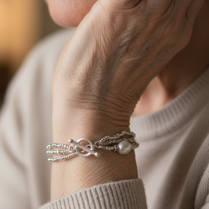 Schöne Perlen Armband mit einzigartigem Stil