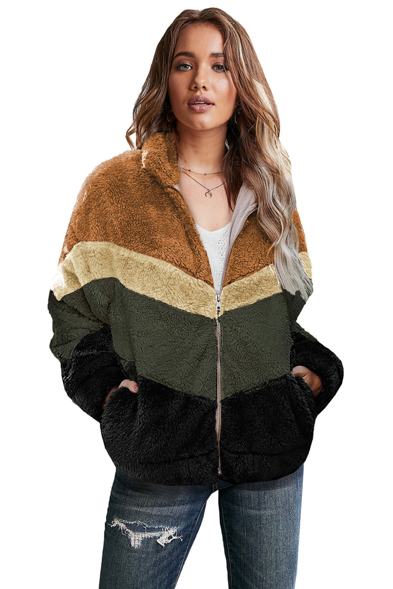 Klassisch gestaltete Jacke