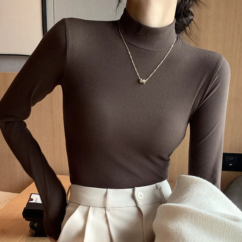 Anmutig gestaltete Pullover
