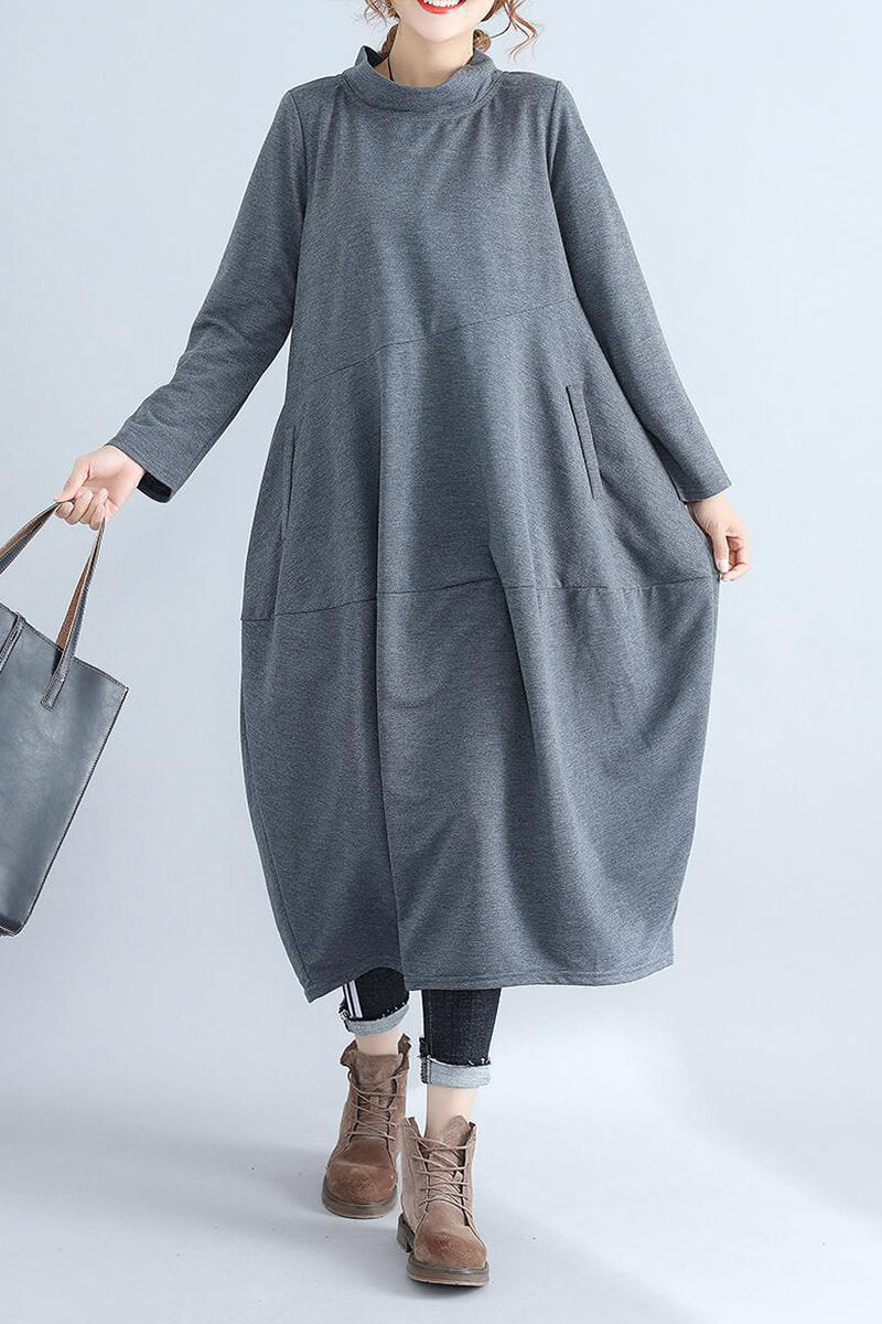 Klassisch gestaltete Kleid