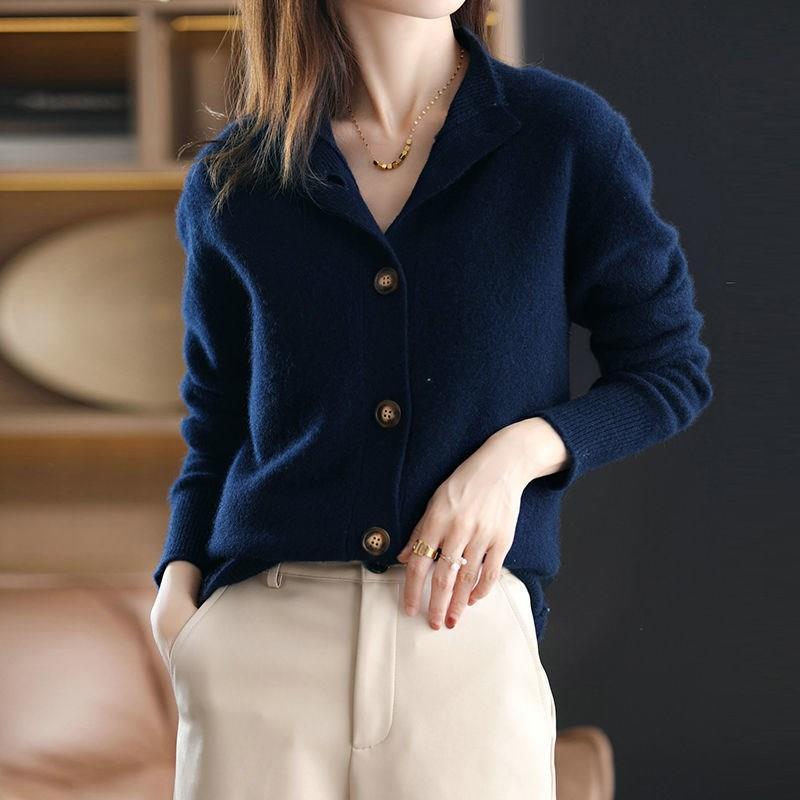 Anmutig gestaltete Pullover