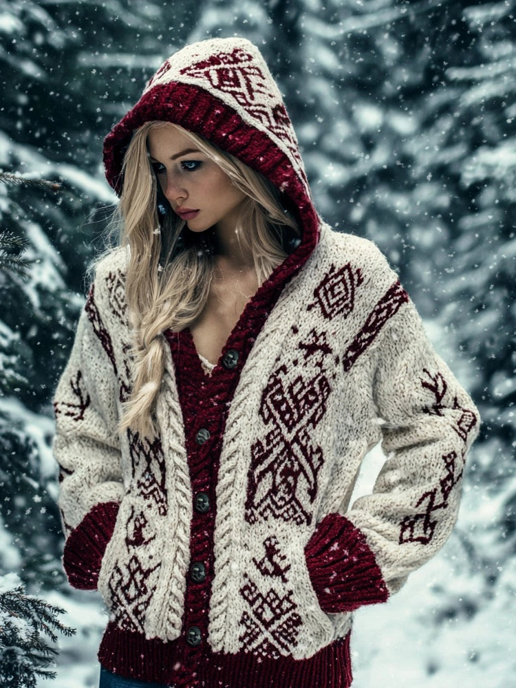 Klassisch gestaltete Strickjacke