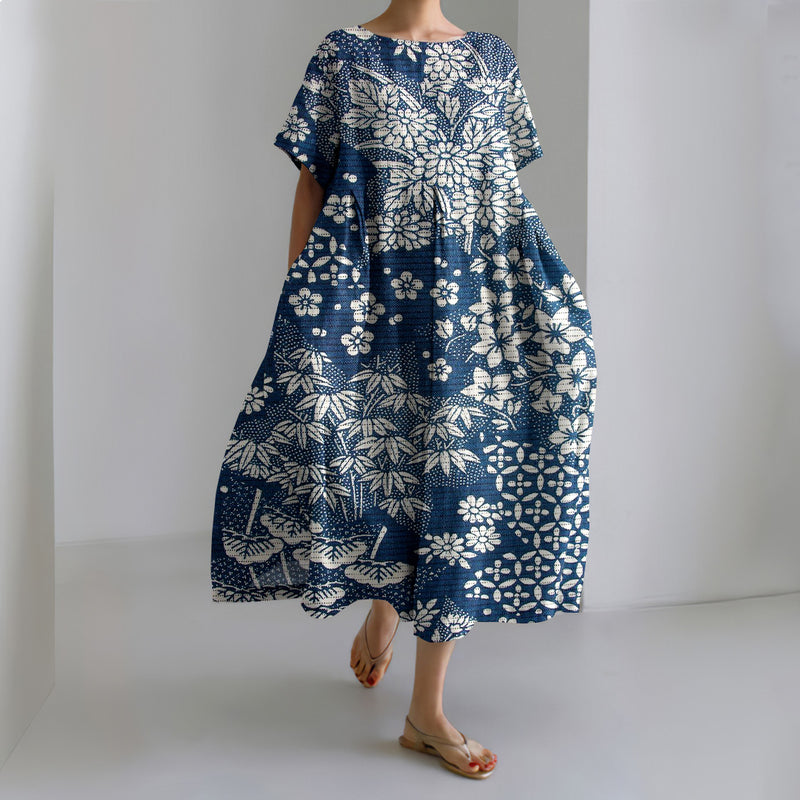 Klassisch gestaltete Kleid