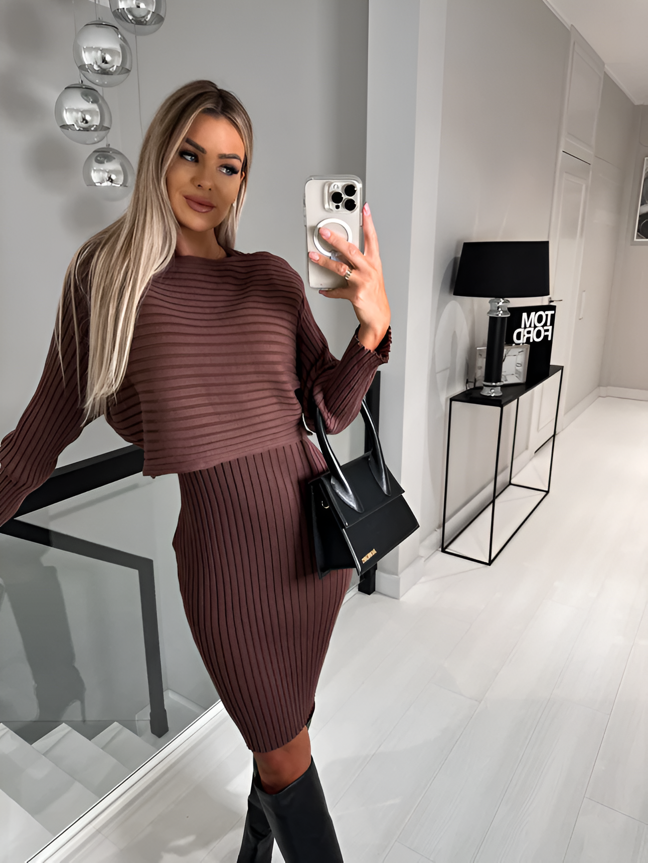 Wunderschön gefertigte Pullover