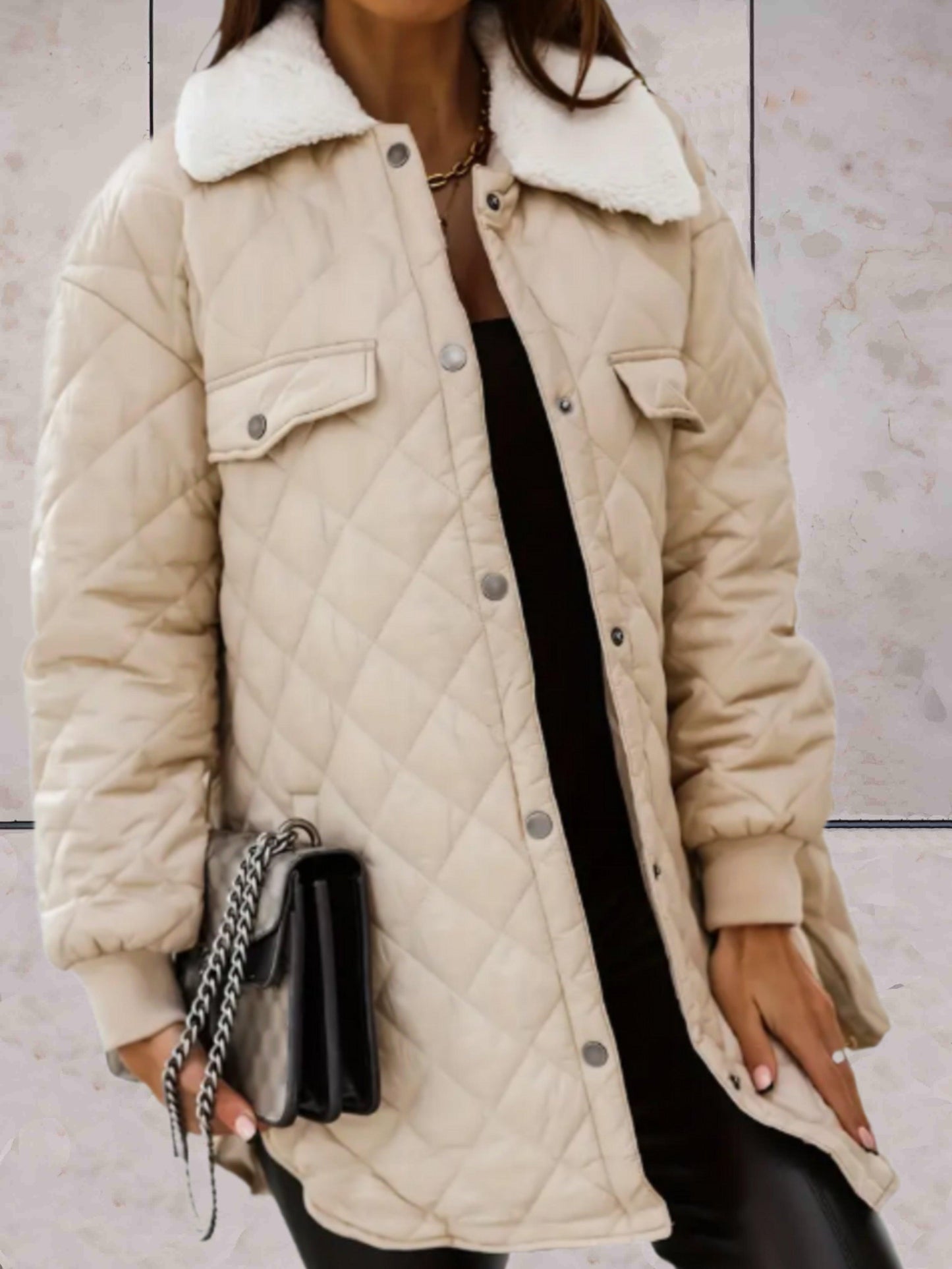 Anmutig gestaltete Jacke