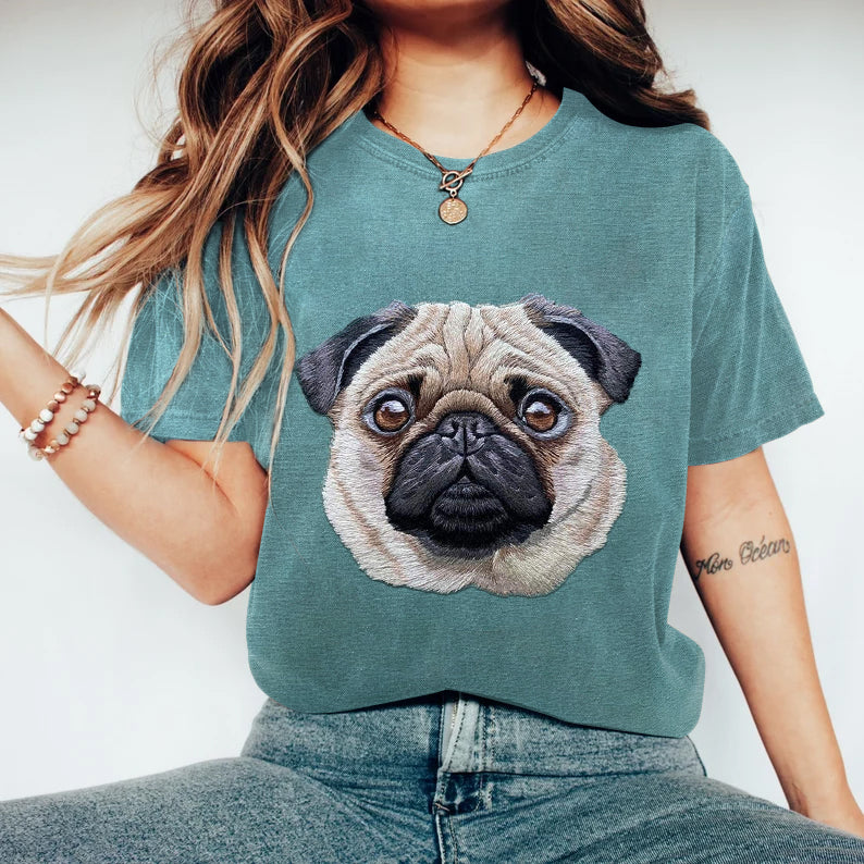 Anmutig gestaltete T-Shirt