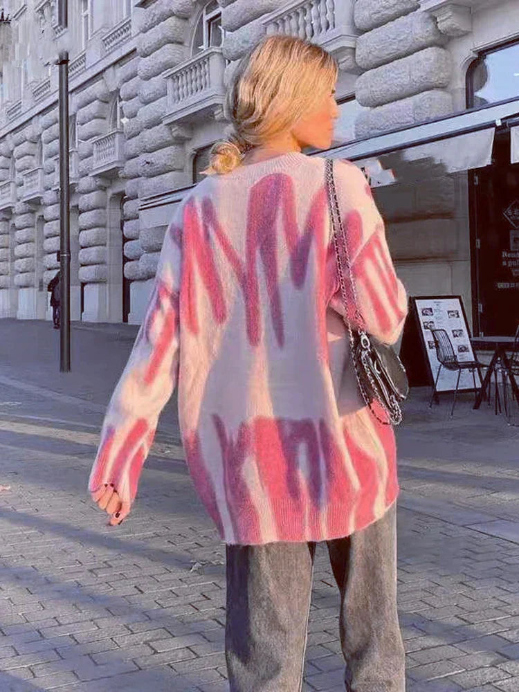 Anmutig gestaltete Pullover