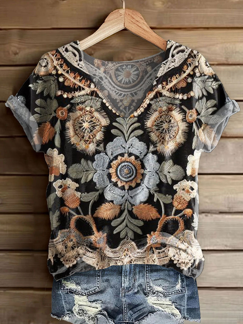 Durchdacht gestaltete T-Shirt
