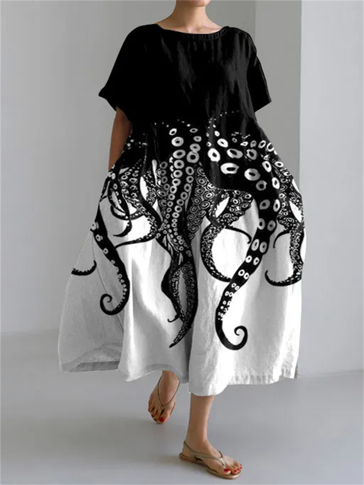 Klassisch gestaltete Kleid