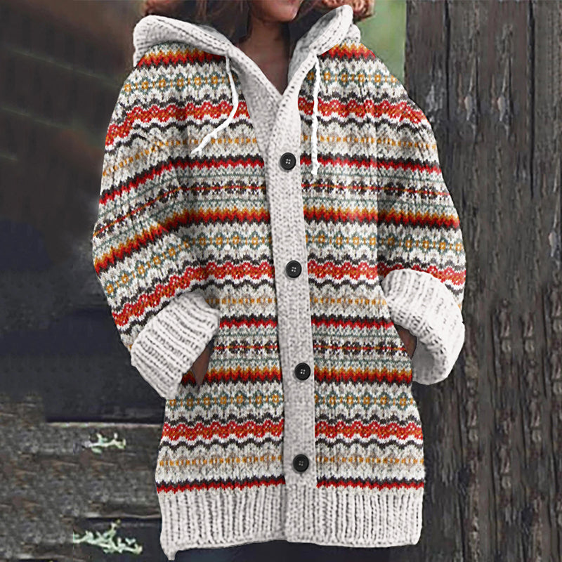 Wunderschön gefertigte Strickjacke