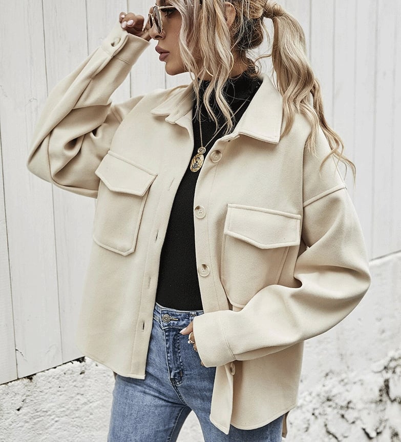 Klassisch gestaltete Jacke