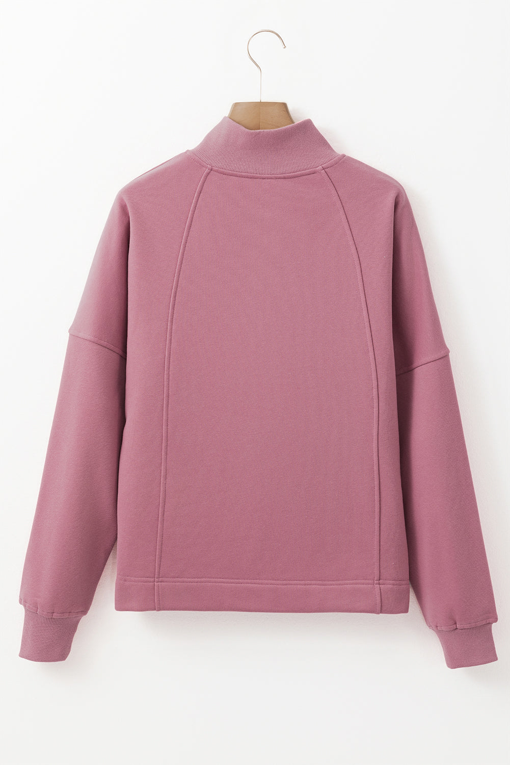 Klassisch gestaltete Pullover