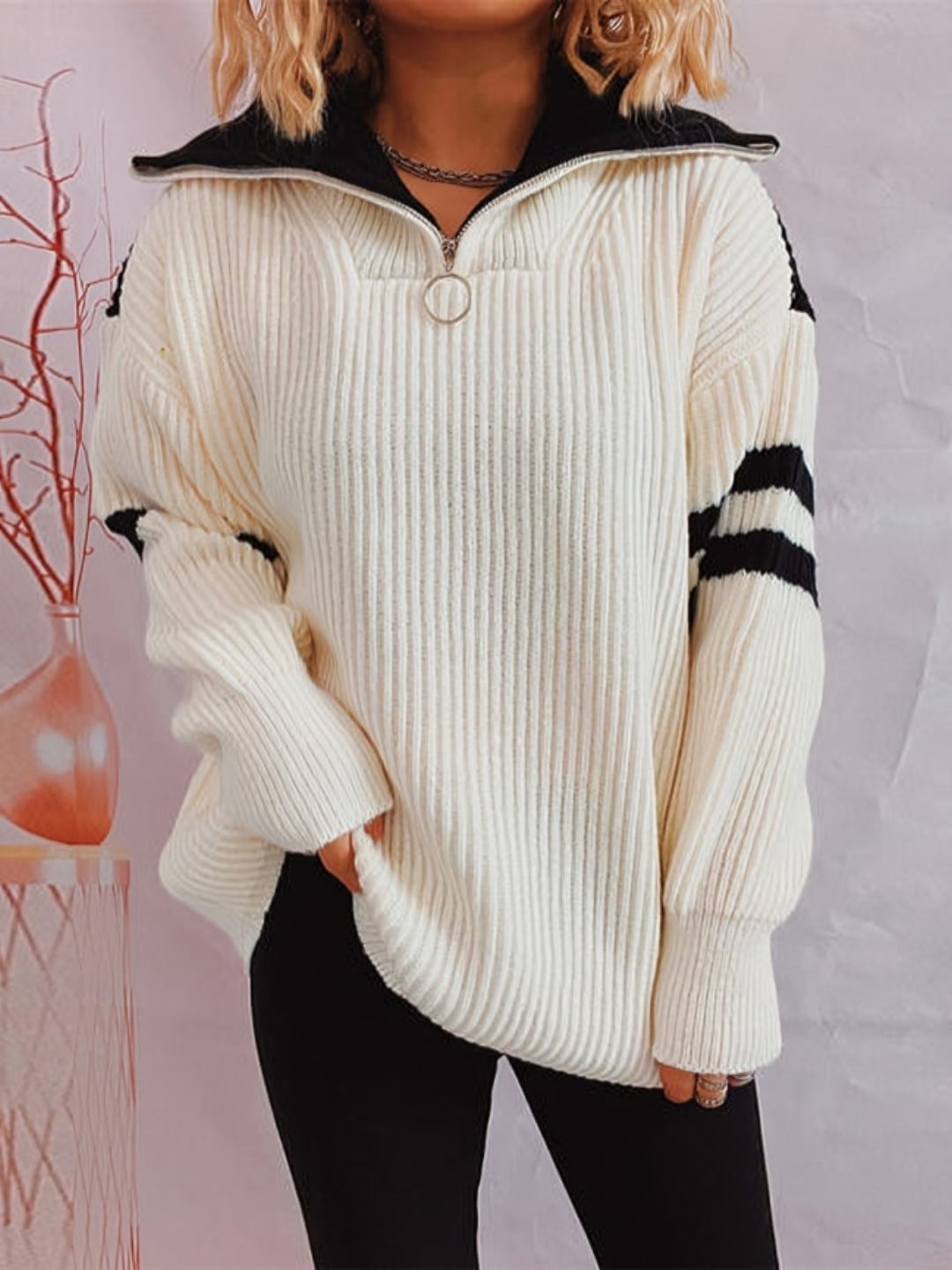 Anmutig gestaltete Pullover