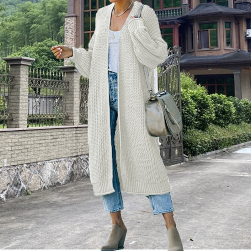 Wunderschön gefertigte Strickjacke