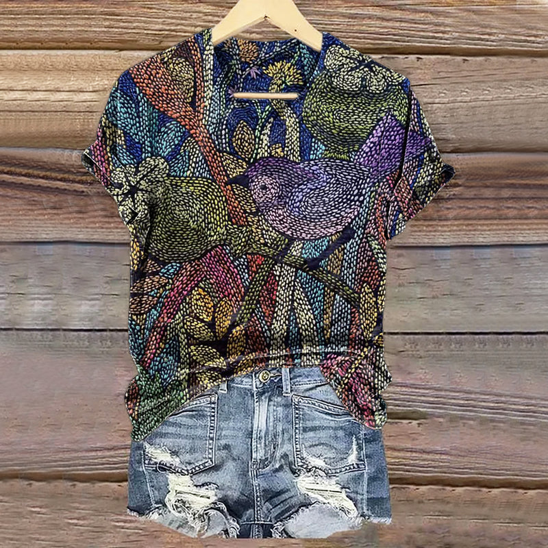 Durchdacht gestaltete T-Shirt