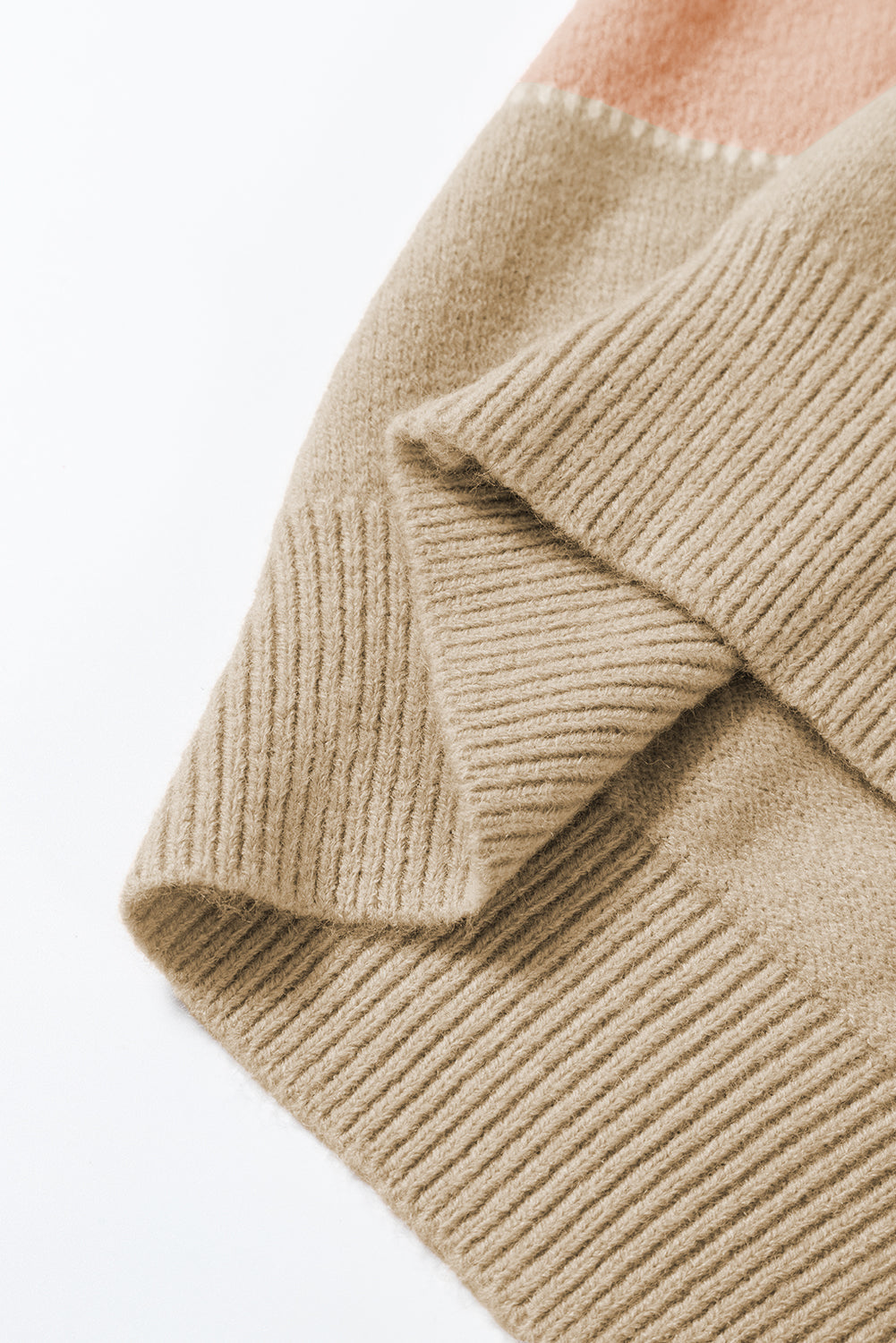 Anmutig gestaltete Pullover