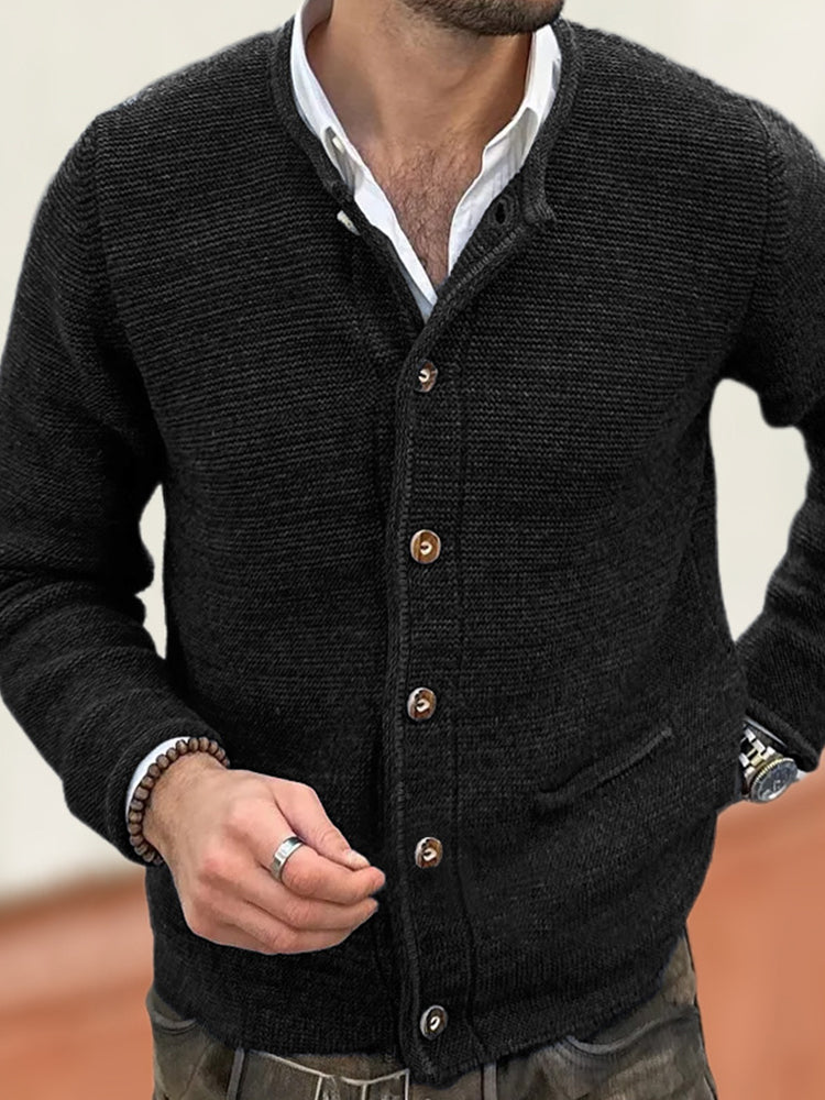 Anmutig designte Strickjacke