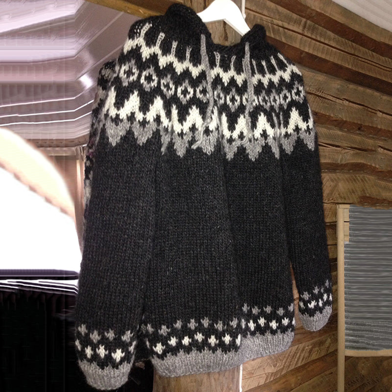 Anmutig gestaltete Pullover