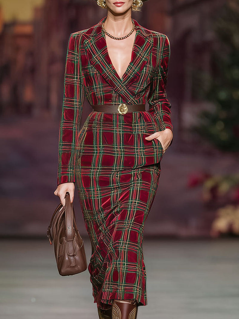 Klassisch gestaltete Kleid