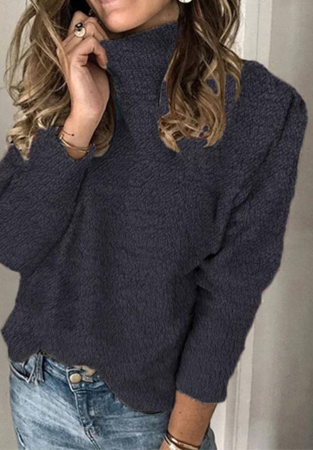 Anmutig gestaltete Pullover