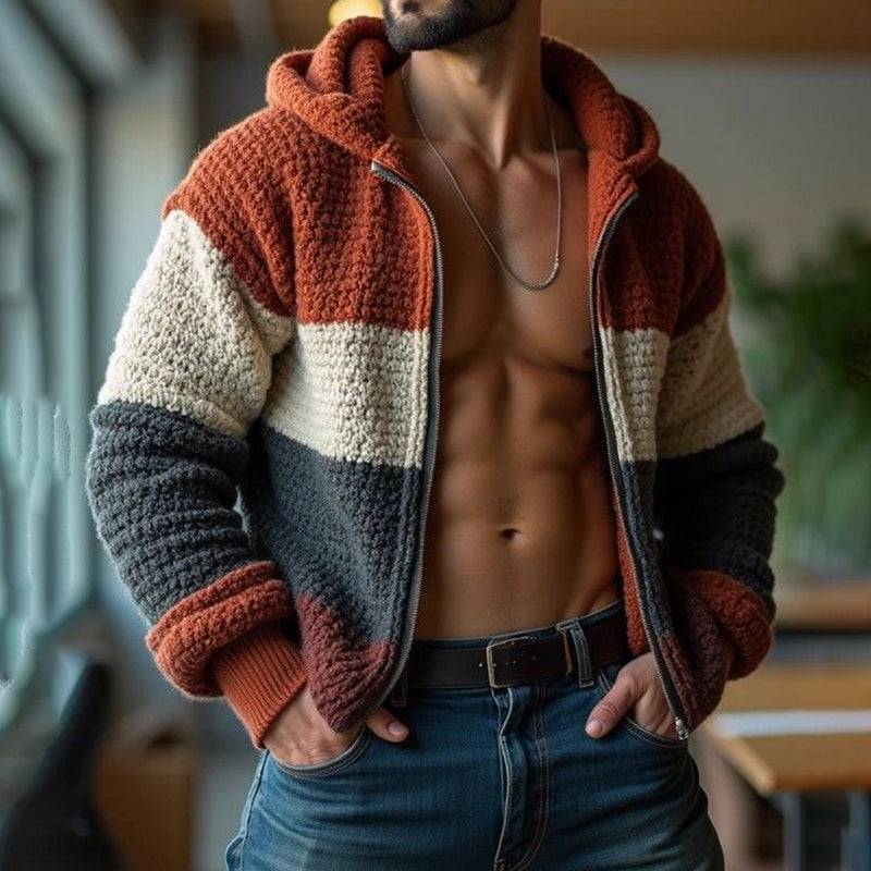 Durchdacht gestaltete Strickjacke