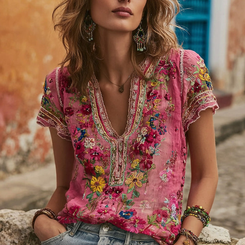 Anmutig gestaltete T-Shirt