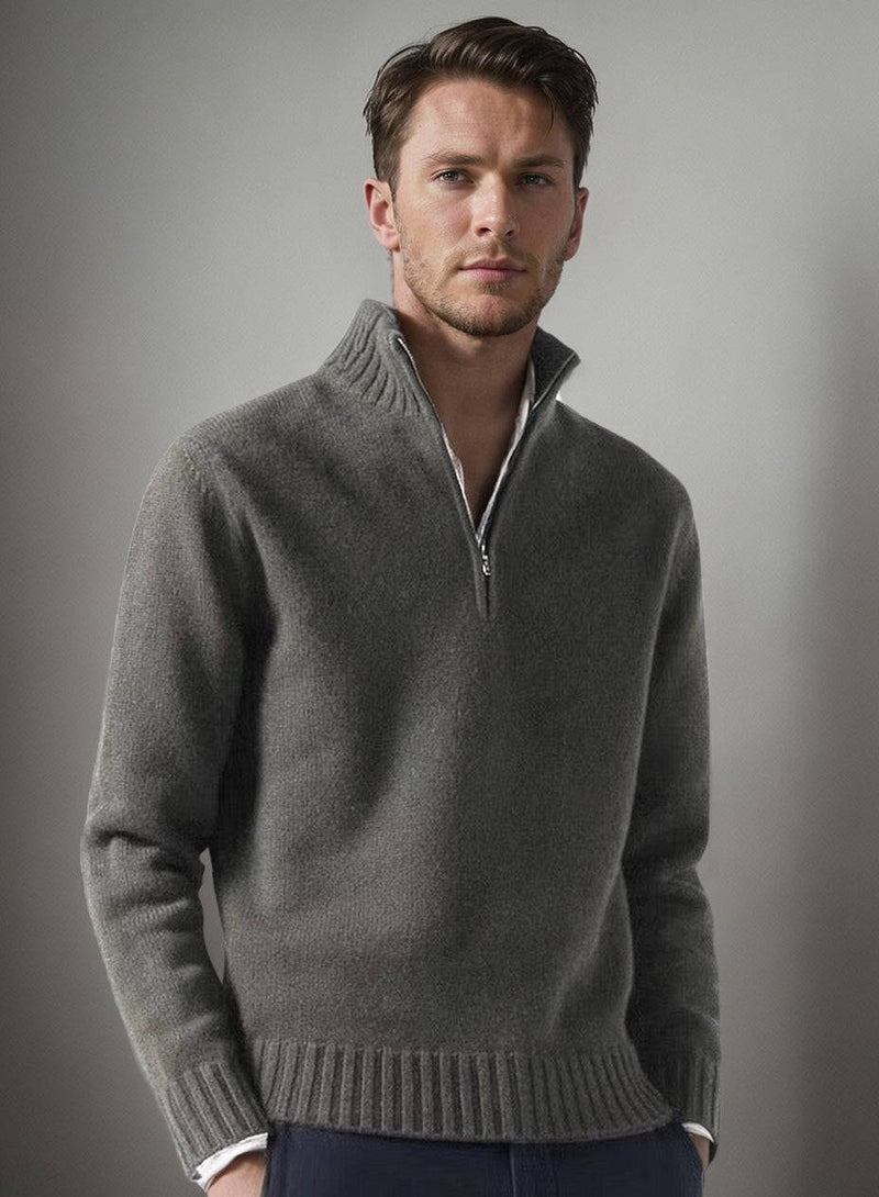 Klassisch designter Pullover