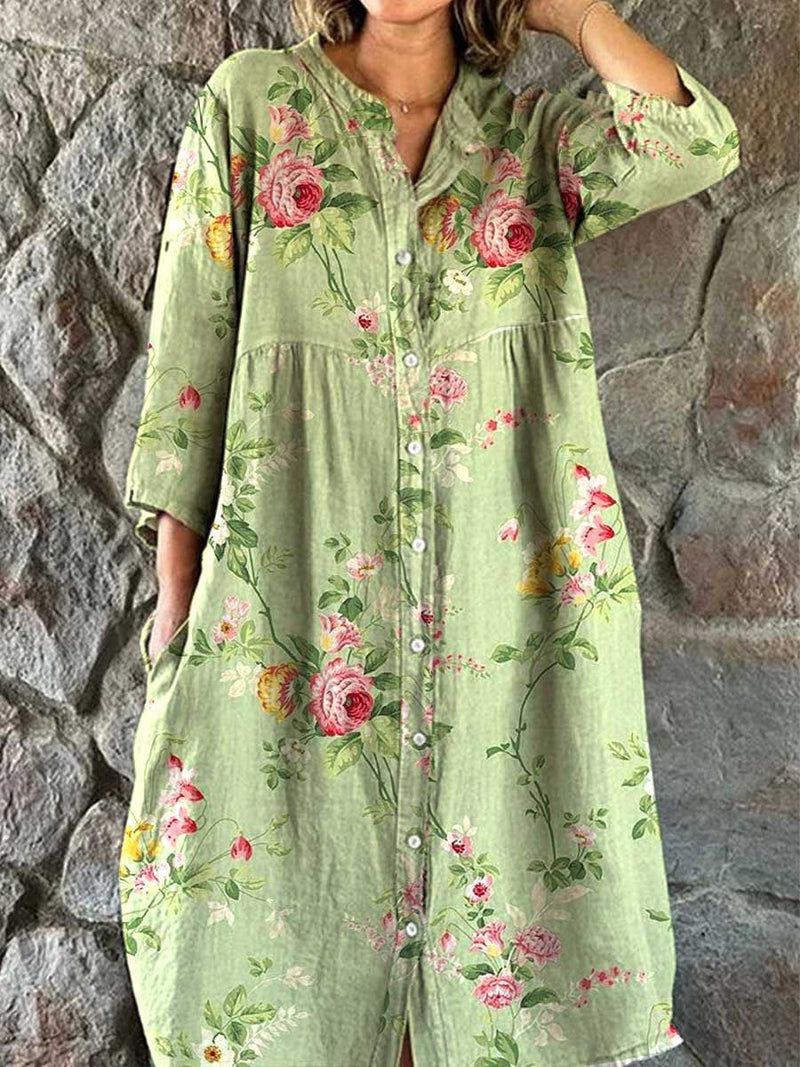 Klassisch gestaltete Kleid