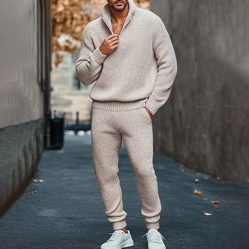 Klassisch gestaltete Pullover