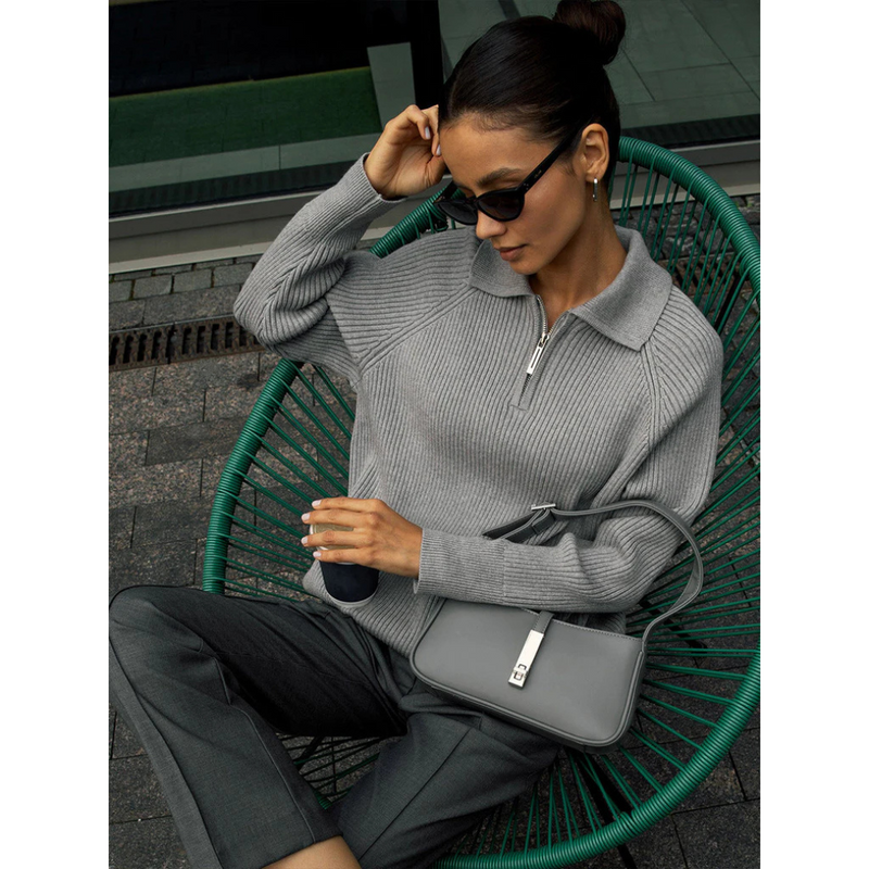 Anmutig gestaltete Pullover