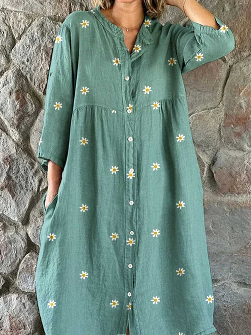 Klassisch gestaltete Kleid